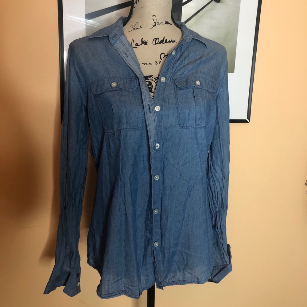🔥LOFT chambray top